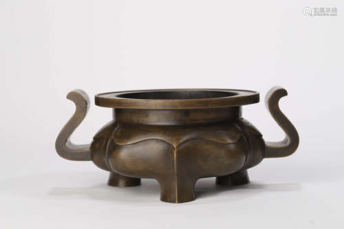 A Bronze Tripod Censer