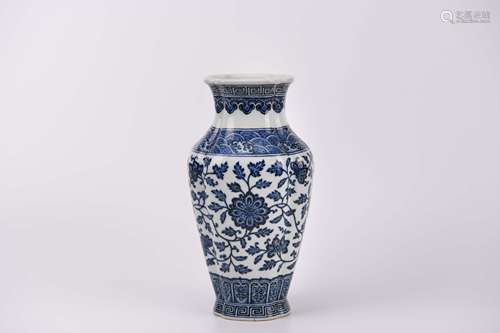 A Blue and White Interlocking Lotus Vase