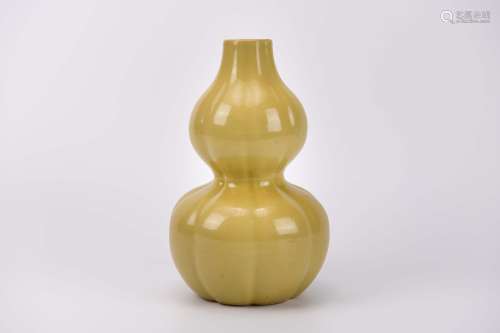 A Yellow Glaze Double-Gourd Shape Vase