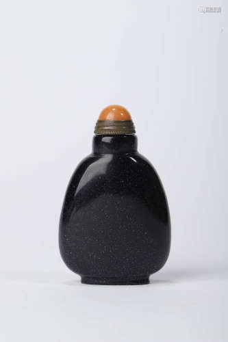 A Black Glass Snuff Bottle
