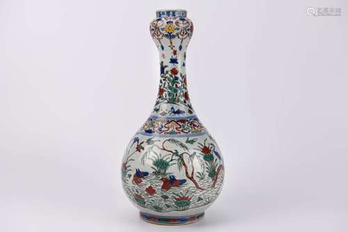 A Wucai and Underglaze Blue Flower and Bird Garlic-Head Vase