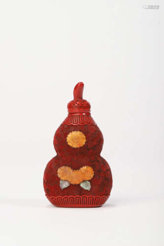 An Inlaid Cinnabar Lacquerware Double-Gourd Shape Snuff Bott...