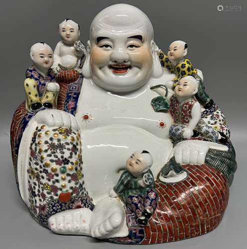 chinese famille rose porcelain buddha ,size 25cm x 30cm x 18...