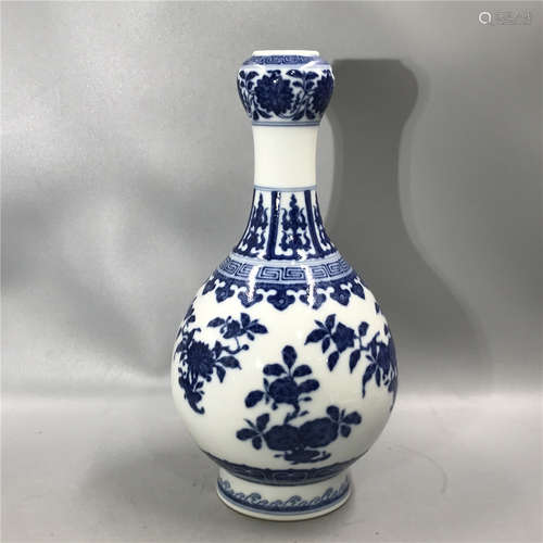 chinese blue and white  vase , H28.8cm