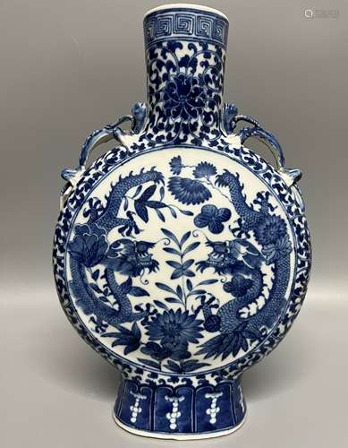 chinese blue and white moon flask vase , H28cm