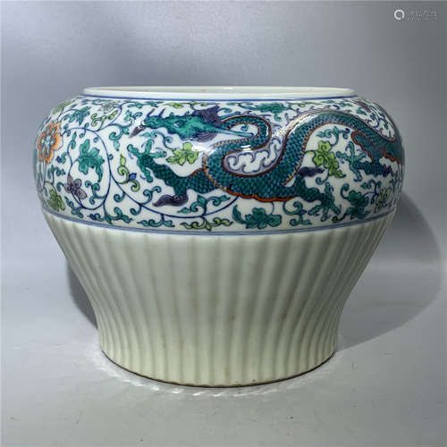 chinese dou cai porcelain jardinere  ,H23cm D17cm