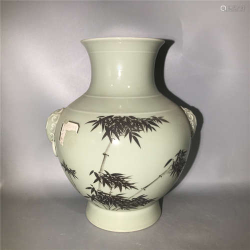 chinese  famille rose celdon vase,H35cm