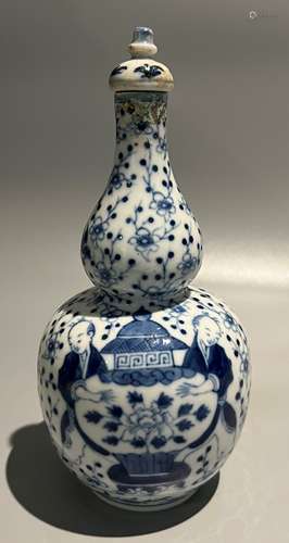 chinese blue and white double gourd vase , H21.5cm