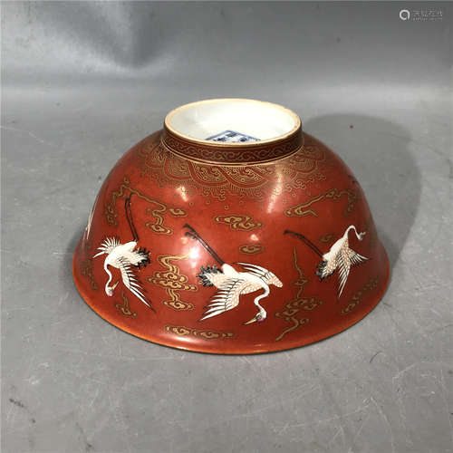 chinese coral ground bowl , hand painted crane.D 15cm H6.5cm