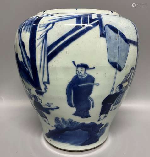 chinese blue and white  vase ,hand painted figures , H25.5cm...