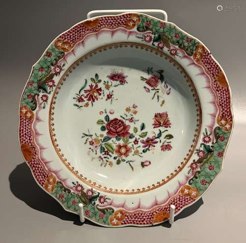 chinese famille rose plate ,D 22.5cm