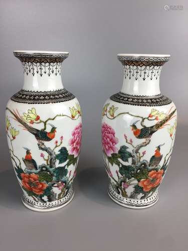 pair of chinese famille rose  vase ,hand painted birds, H 16...