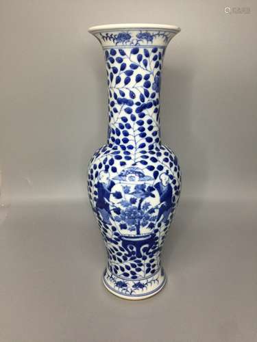 chinese blue and white gu vase ,H31.5cm