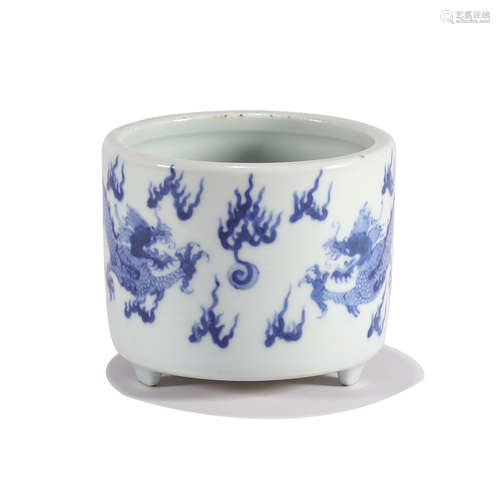 A BLUE AND WHITE DRAGON TRIPOD CENSER