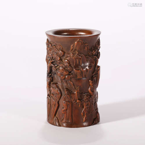 A CARVED BOXWOOD FIGURE BRUSH POT