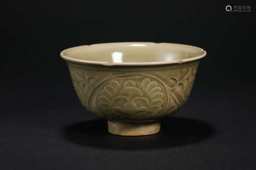 Song Dynasty Celadon Flower Bowl