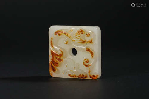 Qing Dynasty Hetian jade jade pendant with animal patterns