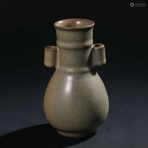 Song dynasty celadon amphora