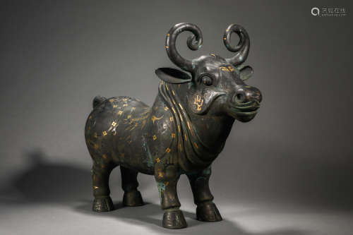 Han Dynasty Gold and Silver Bull Head Decoration