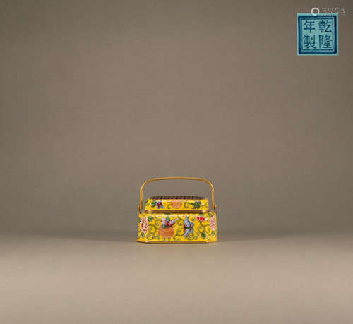 Qing - Enamel hand stove with copper tire