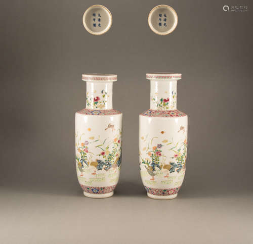 Qing  - Powder Enamel Vase With Flowers [a pair]