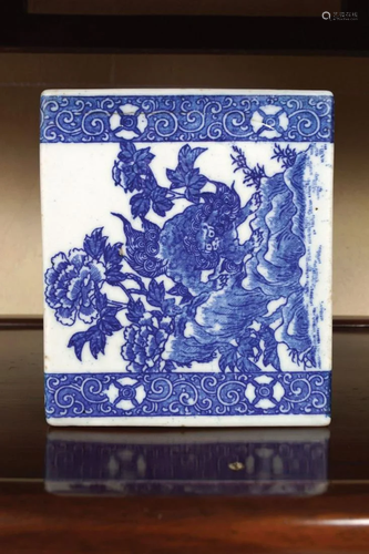 CHINESE BLUE AND WHITE PILLOW