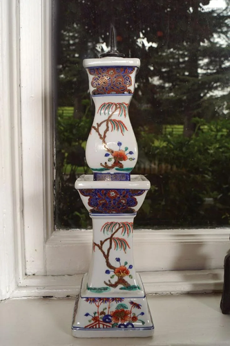 CHINESE PORCELAIN CANDLESTICK