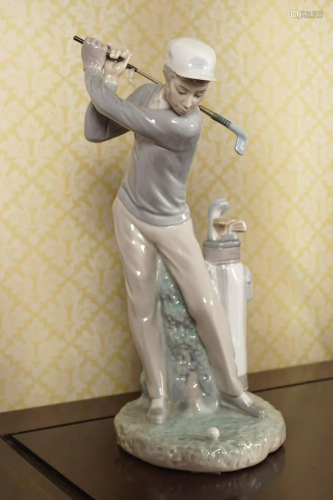 LLADRO FIGURINE