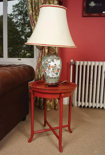 PAIR LACQUERED LAMP TABLES