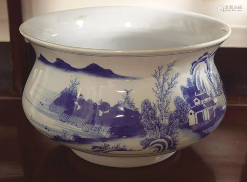 CHINESE BLUE AND WHITE BOWL