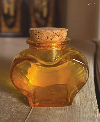 AMBER GLASS SCENT BOTTLE