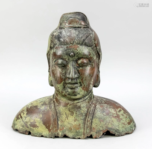 Torso of a Guanyin, China, 20t