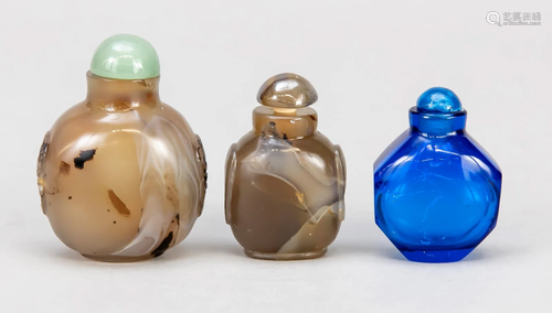 mixed lot of 3 snuffbottles, C