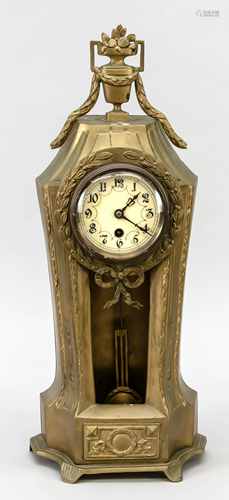 Table clock made of brass, gil