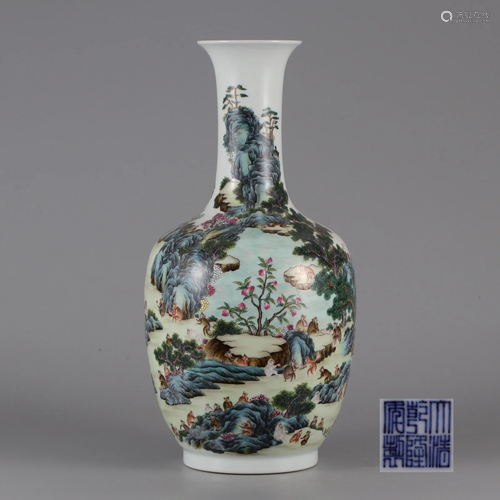 A Famille Rose Monkeys Vase Qing Dynasty