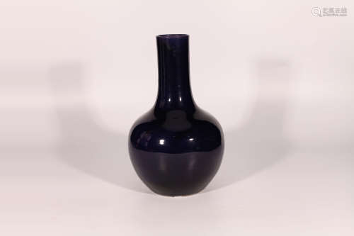 清中期 茄皮紫釉天球瓶