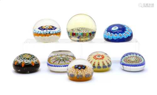 Quantity of paperweights