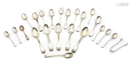 A quantity of silver teaspoons