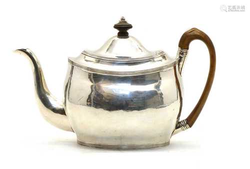 A George III silver teapot