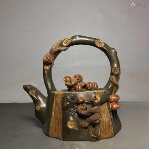 Chinese Zisha Teapot