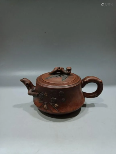 Chinese Zisha Teapot