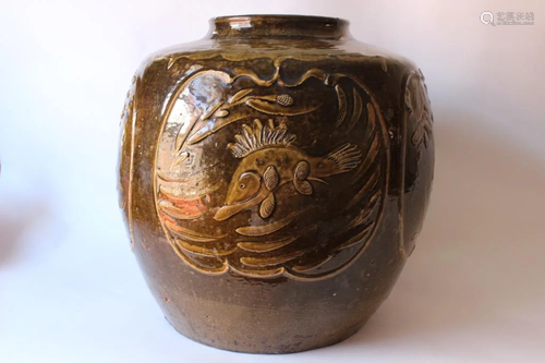 Large Chinese Porcelain Wine Jar