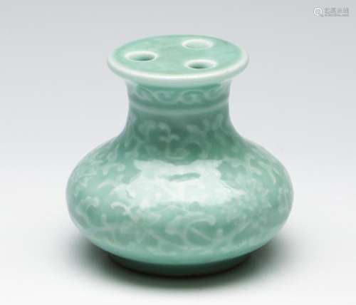 A Celadon Chinese Squat Vase Featuring Low Relief 8.5cm)