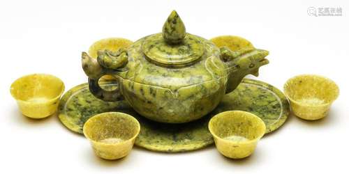 A Green Stone Chinese Tea Suite Incl. Teapot (L:15cm), Tray ...