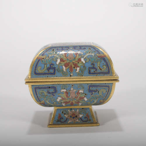 A Cloisonne enamel 'flowers' box and cover