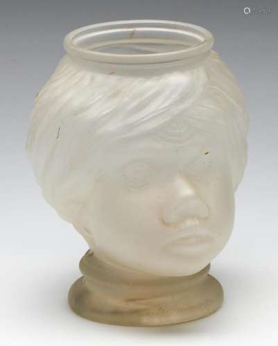 An Glass Vessel in the Form of a Womans Head (H:26cm)