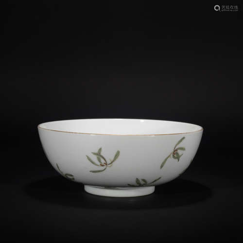 A famille-rose 'floral' bowl