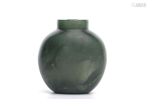 Chinese snuff bottle