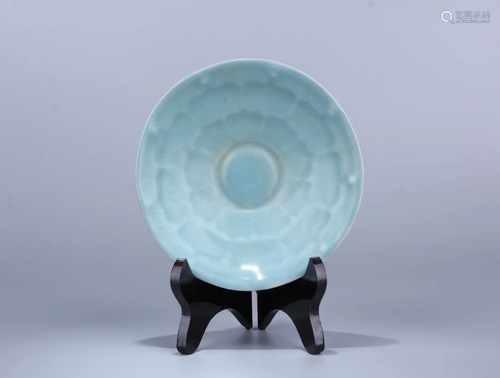 Celadon Glaze Lotus-Petal Cup