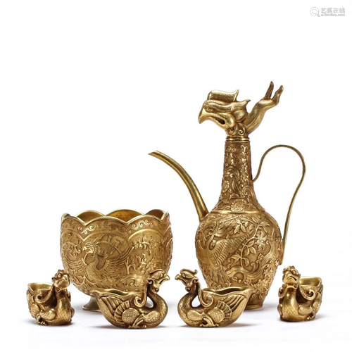 Set of Gilt Bronze Phoenix Liquor Pot and Cups